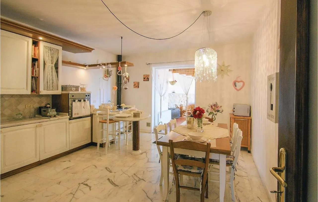 Holiday home Beautiful Home In Codena With Jacuzzi Carrara